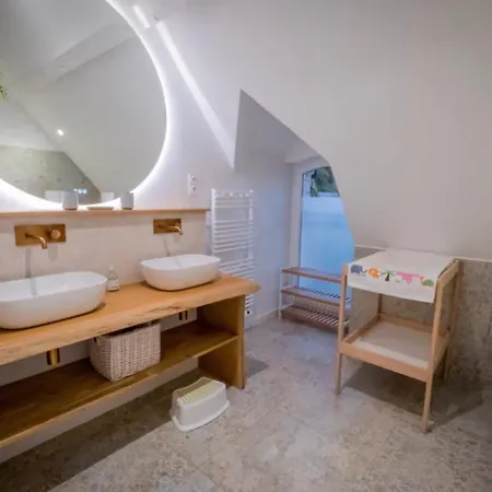 Bellarca Avec Piscine Et Soucelles